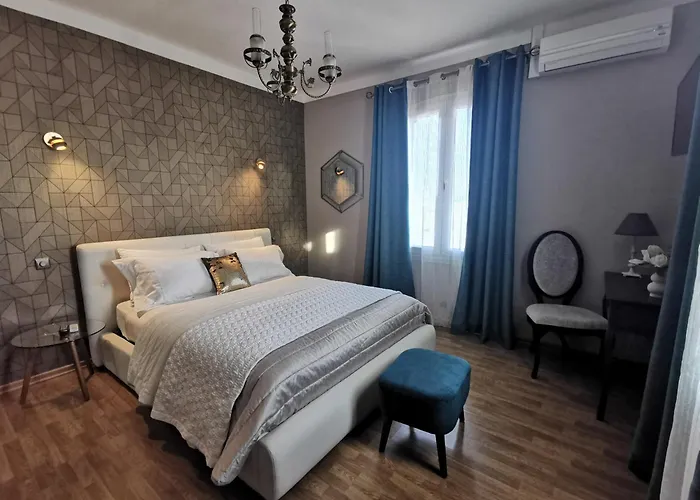 A Flor Da Rosa Hotel